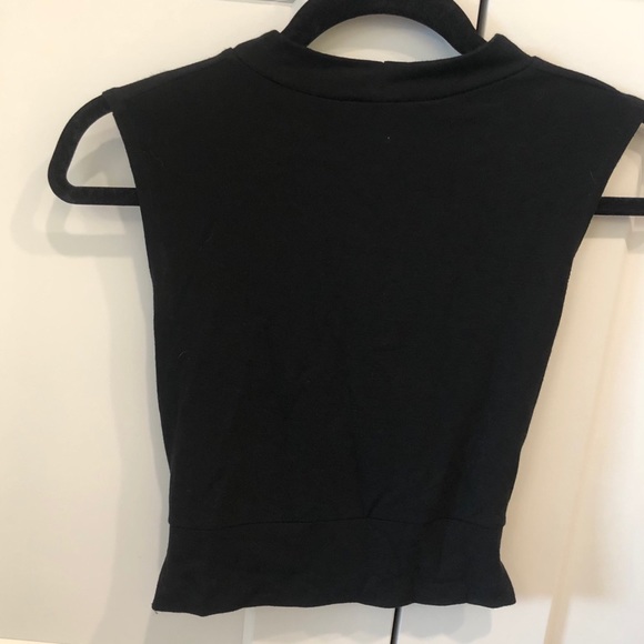 Top Shop | High neck crop top with tie front XS-S - Picture 2 of 3